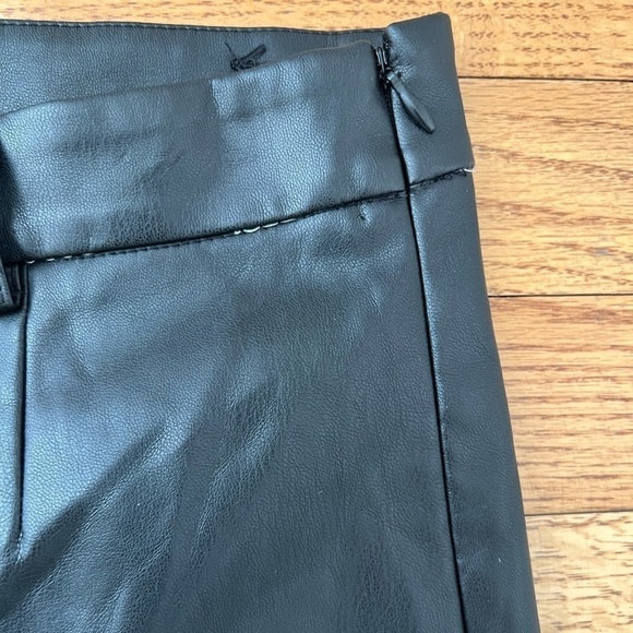 Zara Black Faux Leather Pants Size Medium - Picture 3 of 8